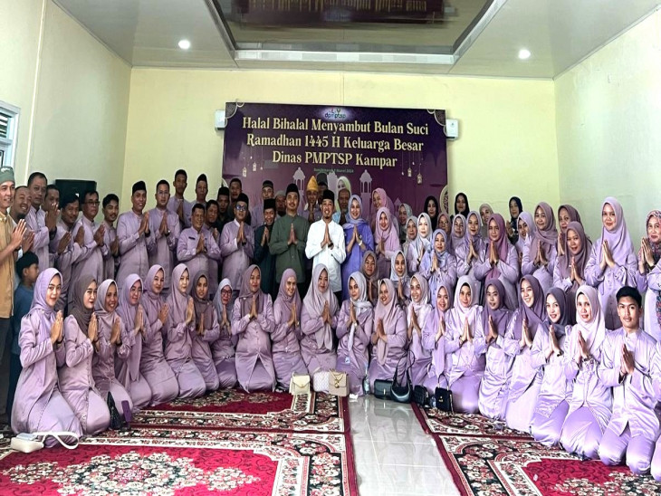 Halal Bihalal Menyambut Bulan Suci Ramadhan 1445 H Keluarga Besar DPMPTSP Kabupaten Kampar