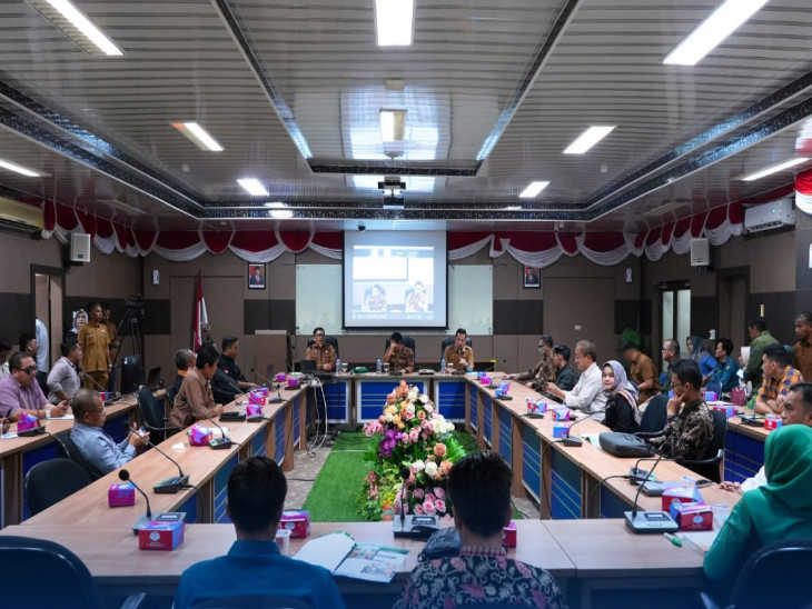 Penjabat Bupati Kampar Pimpin Rapat Persiapan Kampar Expo 2024