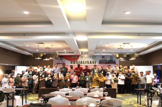 Sosialisasi Standar Pelayanan dan Standar Operasional Prosedur Penyelenggaraan Perizinan Berusaha serta Implementasi OSS-RBA